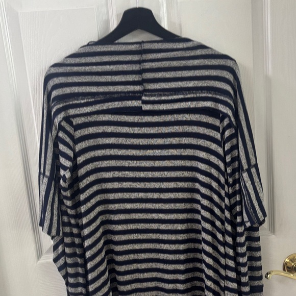 Stella & Dot Black and Gray Striped Cardigan - Picture 4 of 5